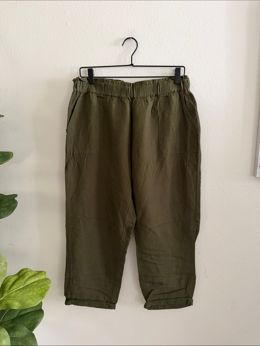 Women's  Relaxed Olive Green Linen Pant